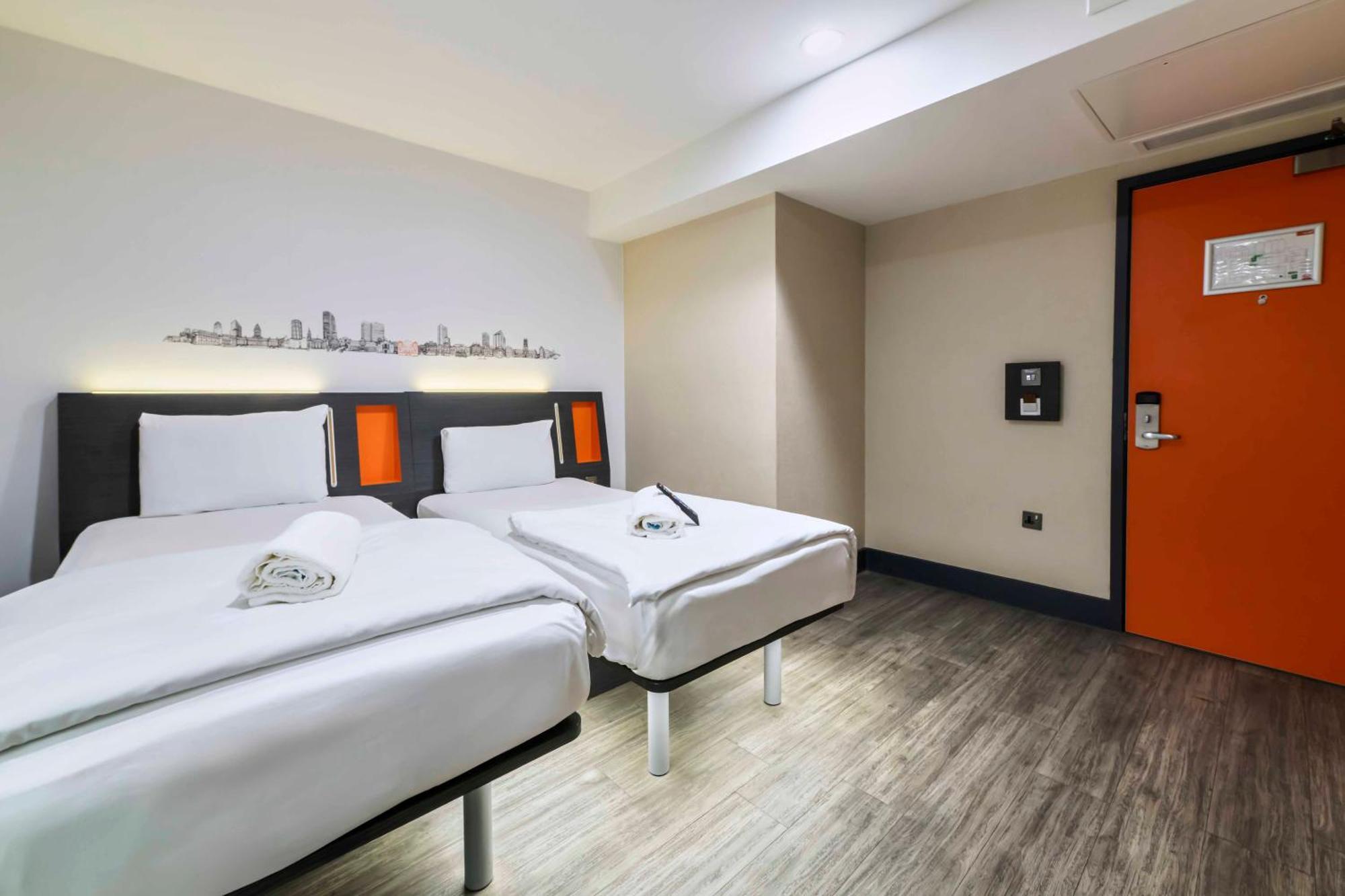 Hotel Easyhotel