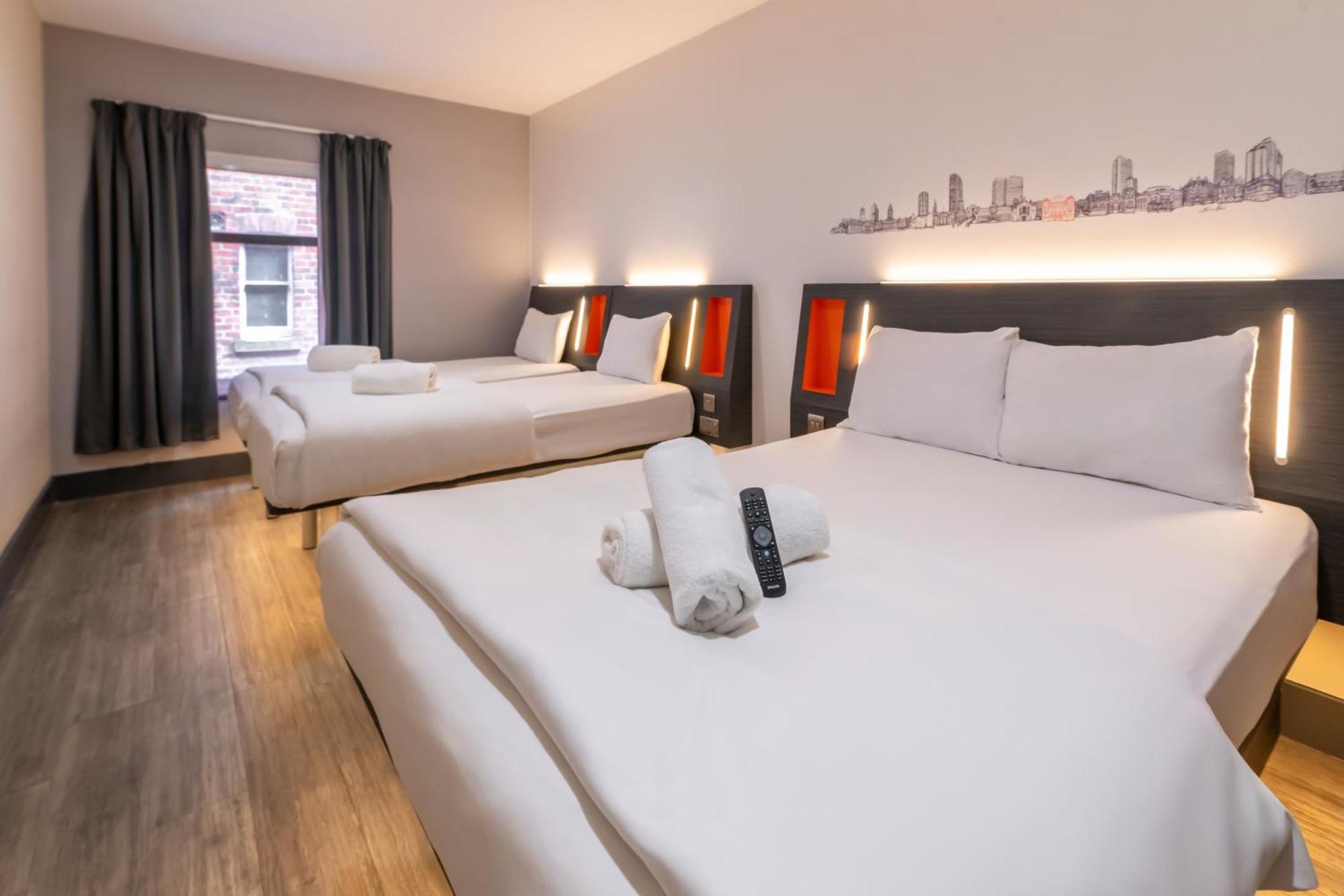 Hotel Easyhotel 3*